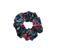 Ebbie Scrunchie gumička -RŮŽOVÉ KVĚTY Velikost: velká velká