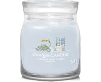 Yankee Candle vonná svíčka Signature ve skle střední a Calm & Quiet place 368g Modrá