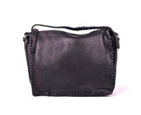 Malá/střední černá kožená crossbody kabelka Gianni Conti no. 675 černá, kůže