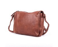 Malá/střední hnědá kožená crossbody kabelka Gianni Conti no. 675 hnědá, kůže