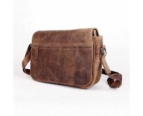 Středně velká kožená hladká hnědá crossbody taška GreenWood no. 396677 hnědá, kůže