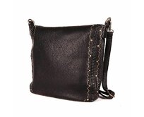 Středně velká černá crossbody kabelka FLORA&amp;CO  no. 132 černá, syntetická kůže