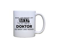 DOBRÝ TRIKO Keramický MAXI hrnek 550 ml Sexy doktor Keramika