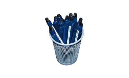 Taháková propiska s otočným tělem Modrá