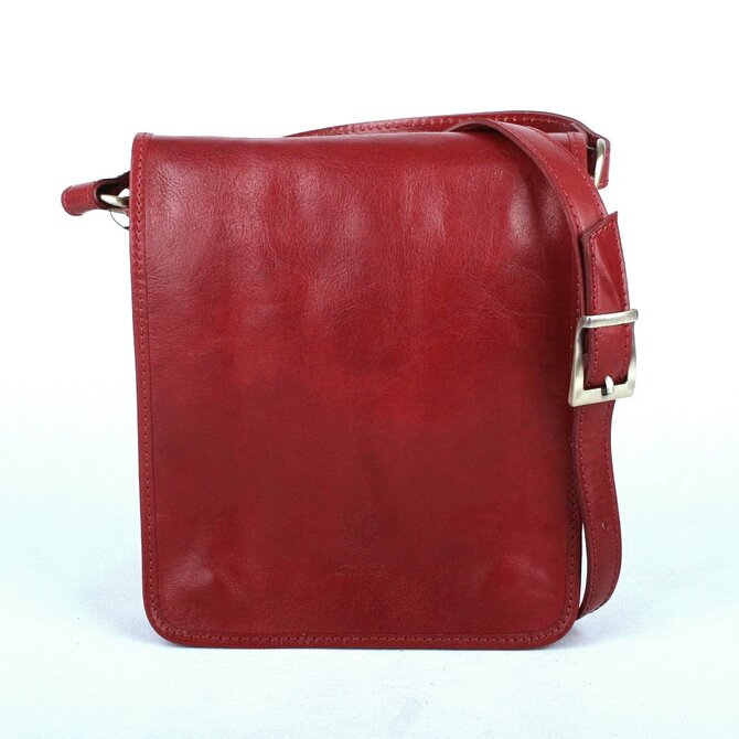 Unisex tmavěčervená středně velká kožená crossbody taška no. 48 červená, kůže